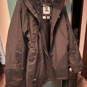 DC Gemini Black Women's Ski Jacket with Grid-Pattern Accents